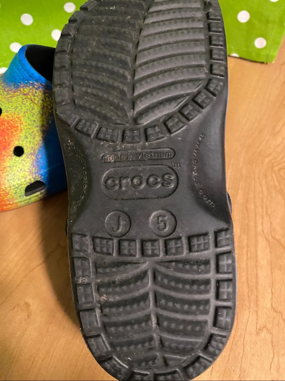 CROCS Kids Blue Rainbow Spray Paint Clogs